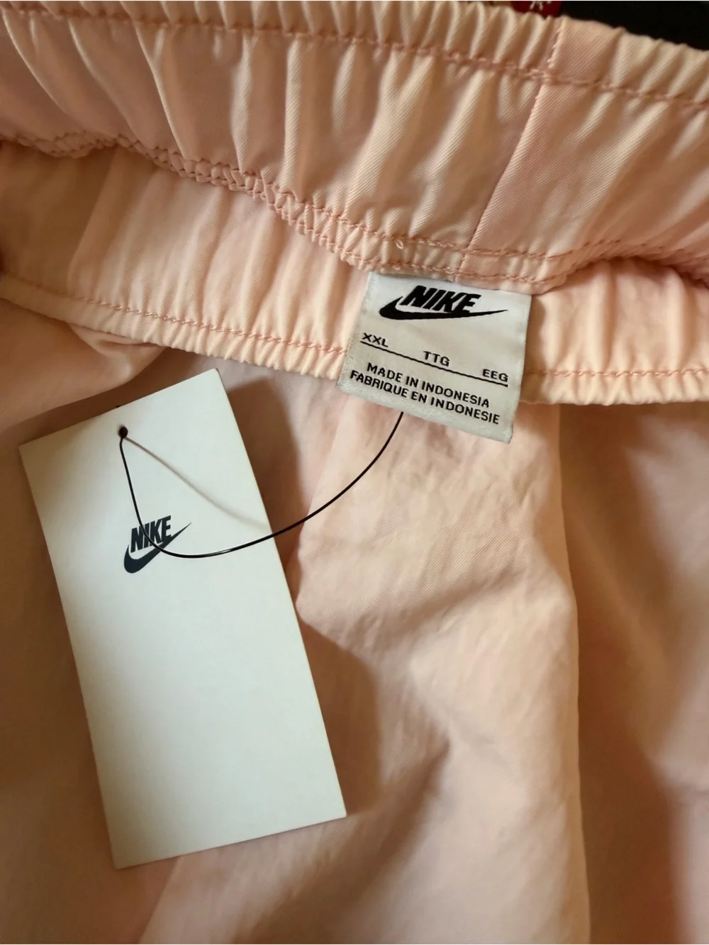 Nike Women's Pink Sportswear Swoosh Woven High-Rise Easy Shorts size XXL NWT